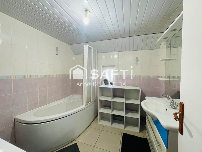 Maison - 96 m² - 4 pièces