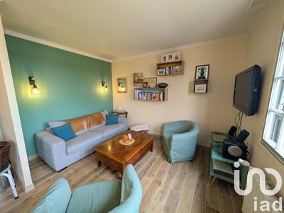 Maison - 99 m² - 5 pièces