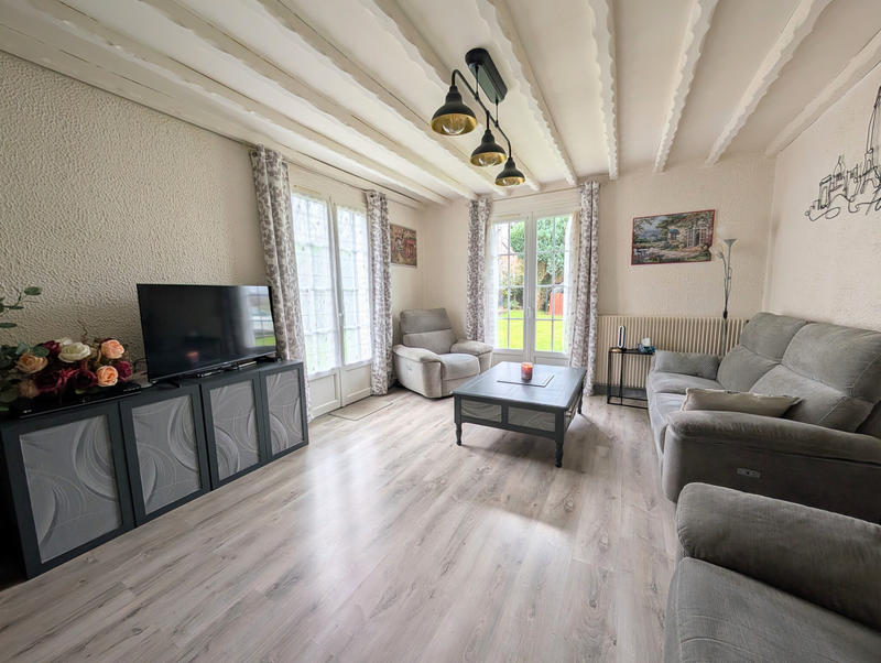 Maison - 104 m² - 5 pièces