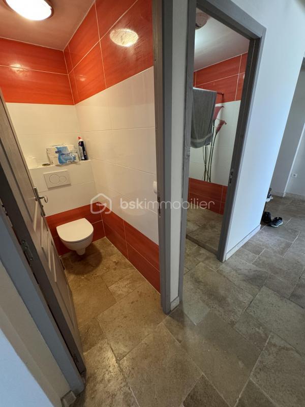 Demeure - 248 m² - 8 pièces