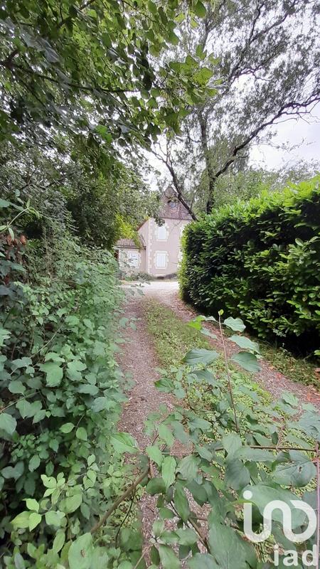 Maison - 206 m² - 9 pièces