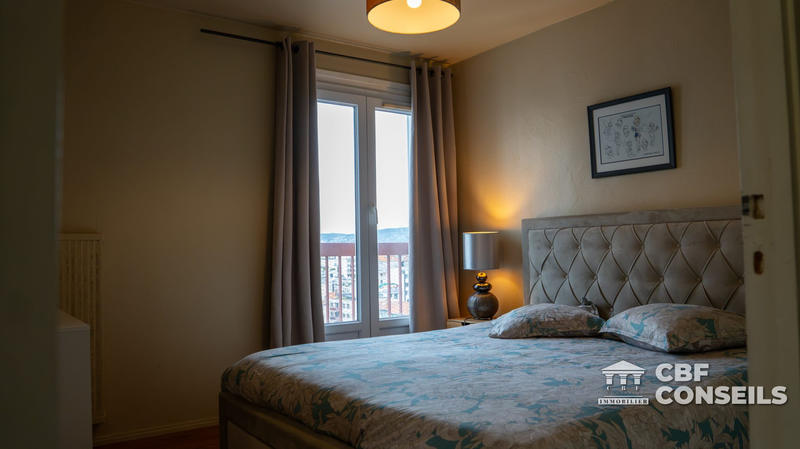 Appartement - 81 m² - 4 pièces