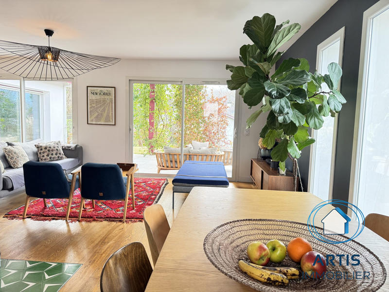 Maison - 105 m² - 4 pièces