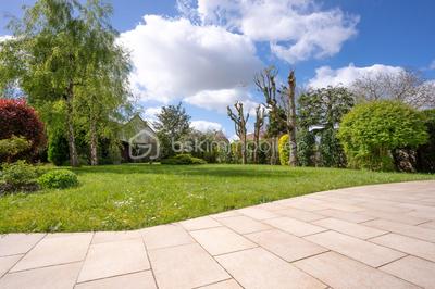 Maison - 159 m² - 7 pièces