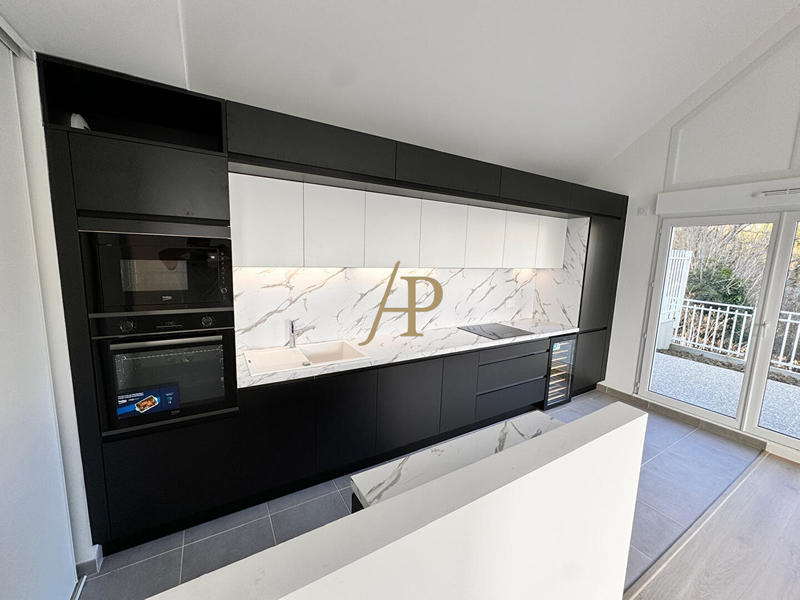 Maison - 66 m² - 3 pièces