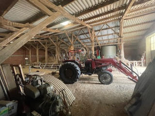 Maison - 240 m² - 8 pièces