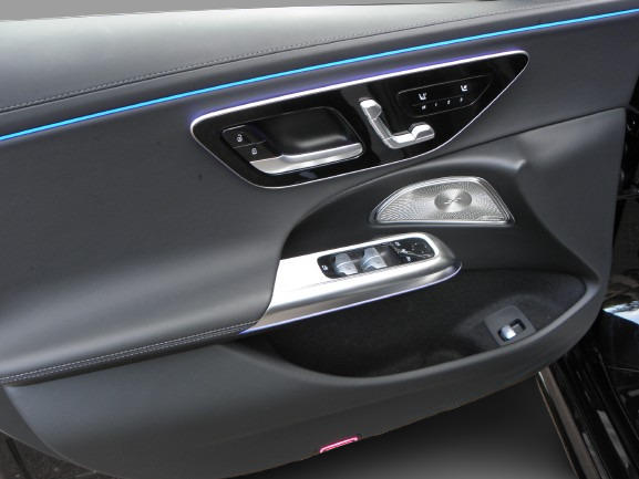 Mercedes Classe E E220 d 197 Ch + 23 Amg Line 9g-Tronic