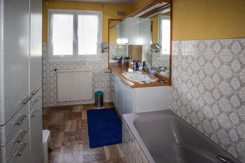 Maison - 165 m² - 10 pièces