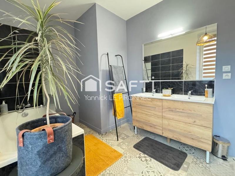 Maison - 150 m² - 8 pièces