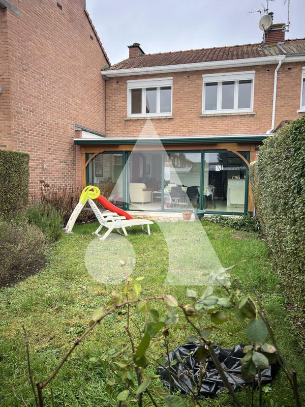 Maison - 84 m² - 4 pièces