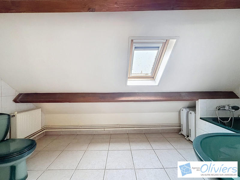 Maison traditionnelle - 155 m² - 6 pièces