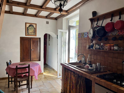 Maison - 271 m² - 14 pièces