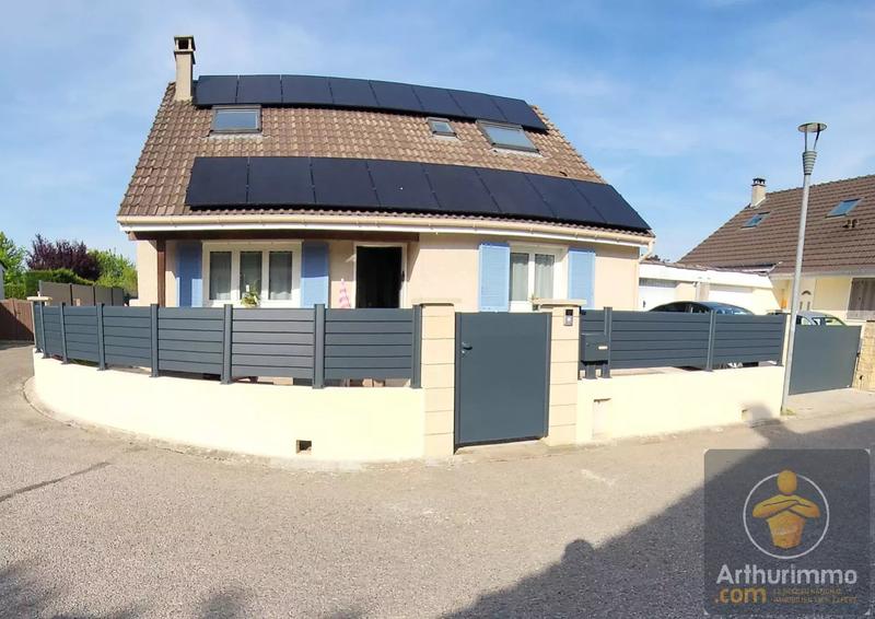 Maison - 101 m² - 6 pièces