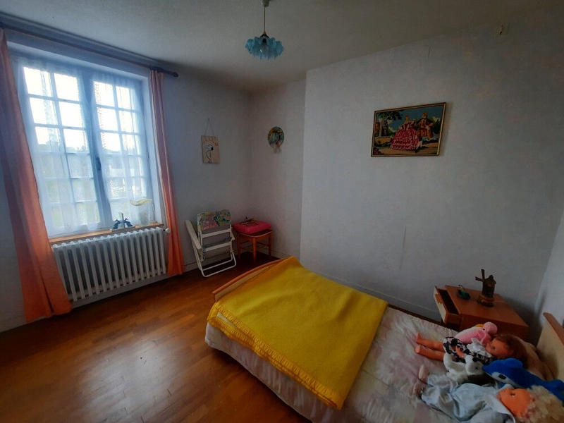 Maison - 94 m² - 5 pièces