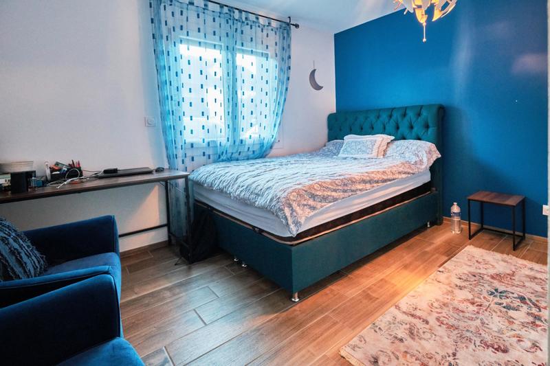 Maison - 180 m² - 7 pièces