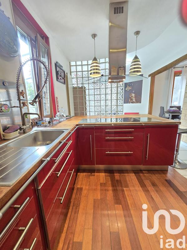 Maison - 141 m² - 7 pièces