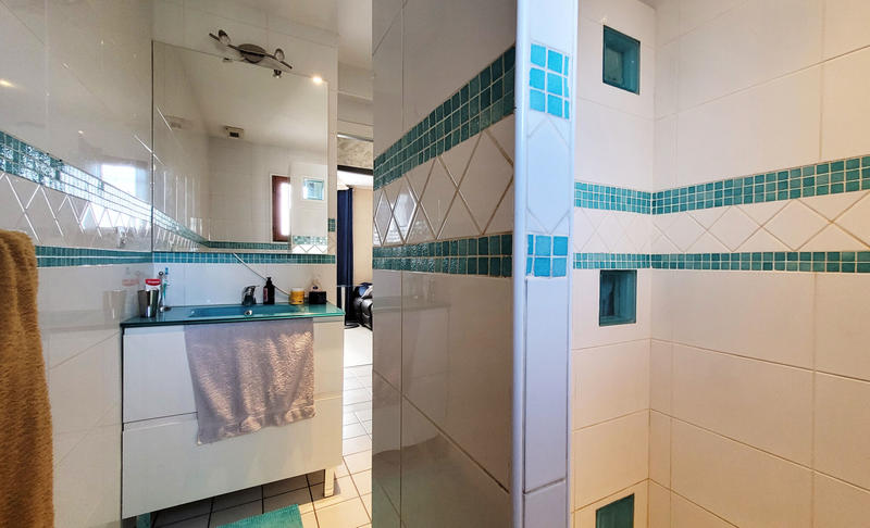 Maison - 104 m² - 6 pièces