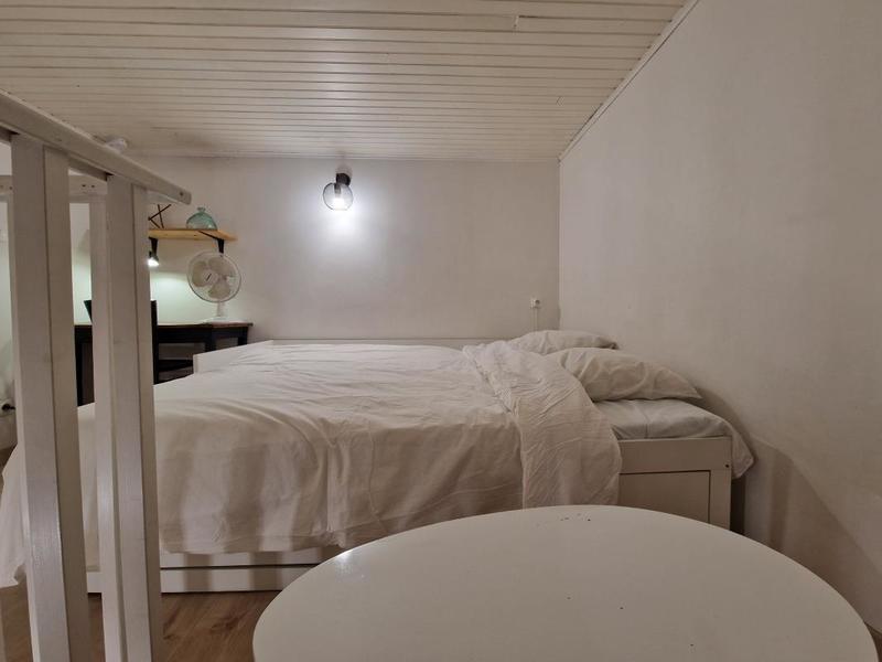 Studio - 14 m² - 1 pièce