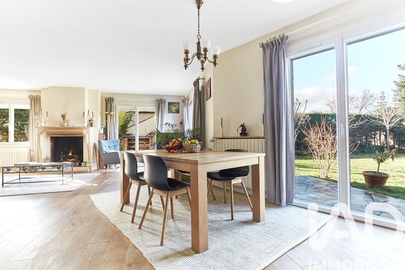 Maison - 154 m² - 9 pièces