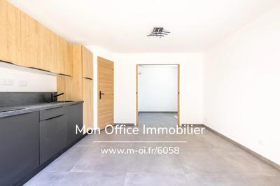 Bureau - 22 m² - 2 pièces