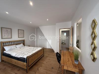 Maison de ville - 105 m² - 6 pièces