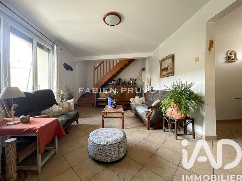 Maison - 300 m² - 15 pièces