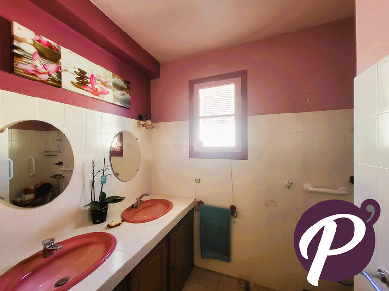 Maison - 100 m² - 6 pièces