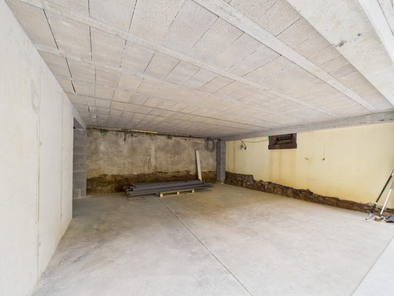 Maison - 143 m² - 8 pièces