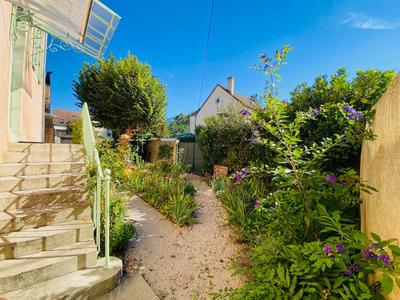 Maison - 139 m² - 7 pièces