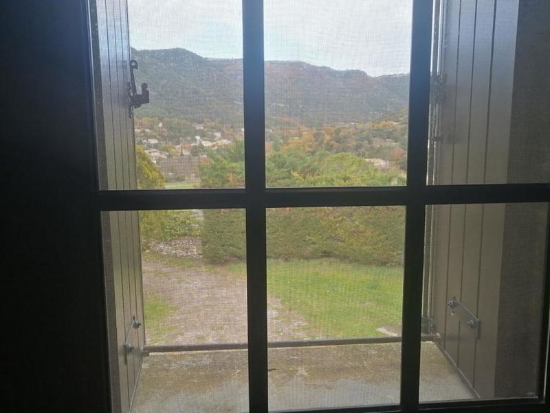 Propriété - 220 m² - 6 pièces