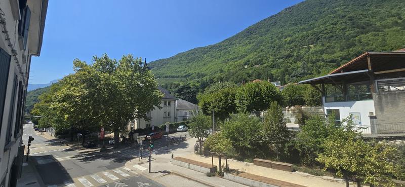 Immeuble - 44 m² - 2 pièces