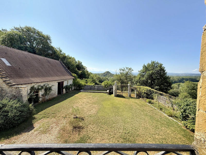 Château - 398 m² - 14 pièces