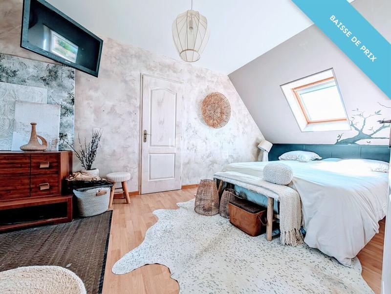 Maison - 160 m² - 8 pièces