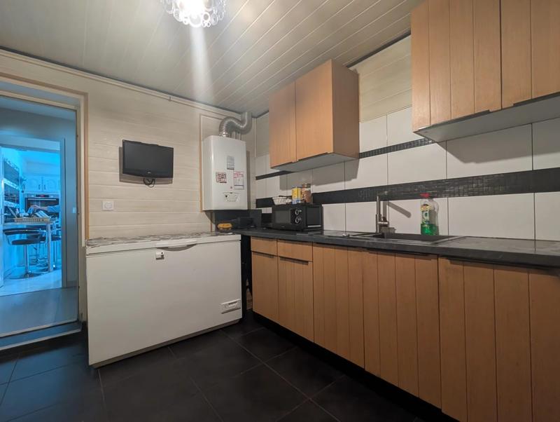 Maison - 92 m² - 5 pièces