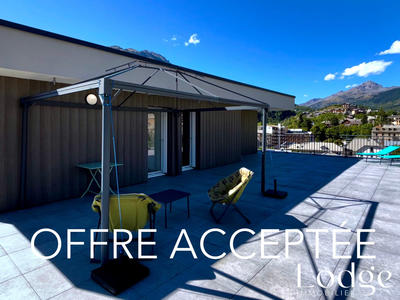 Appartement - 100 m² - 4 pièces