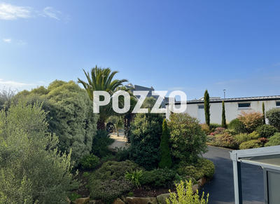 Maison - 186 m² - 6 pièces