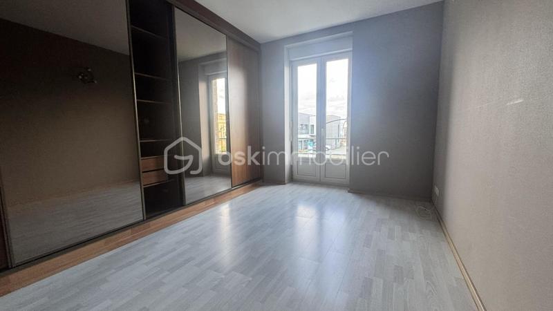 Appartement - 111 m² - 4 pièces
