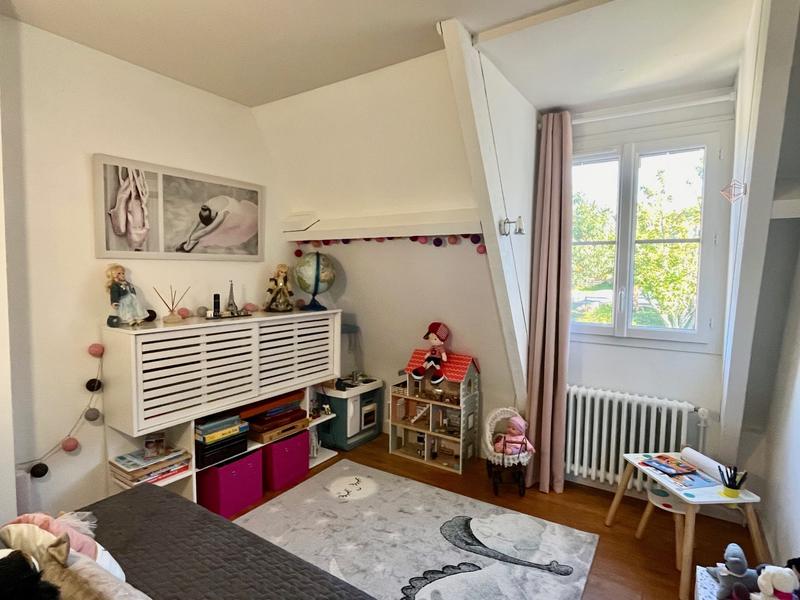 Maison traditionnelle - 158 m² - 6 pièces