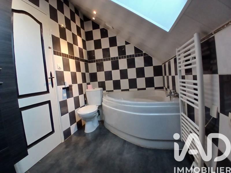 Maison - 108 m² - 5 pièces