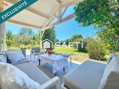 Maison - 245 m² - 8 pièces