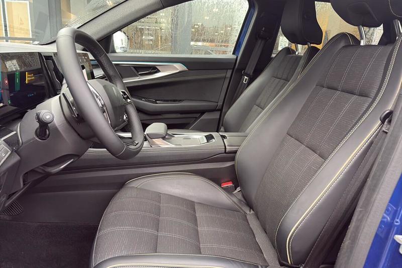 Renault Austral E-Tech full hybrid 200 Gsr2 Iconic