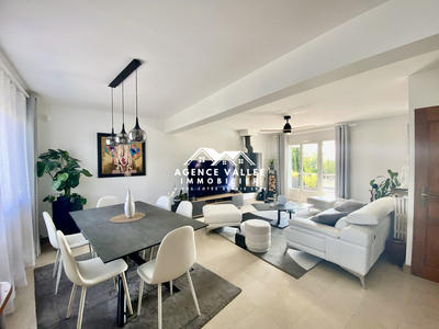 Maison - 153 m² - 7 pièces