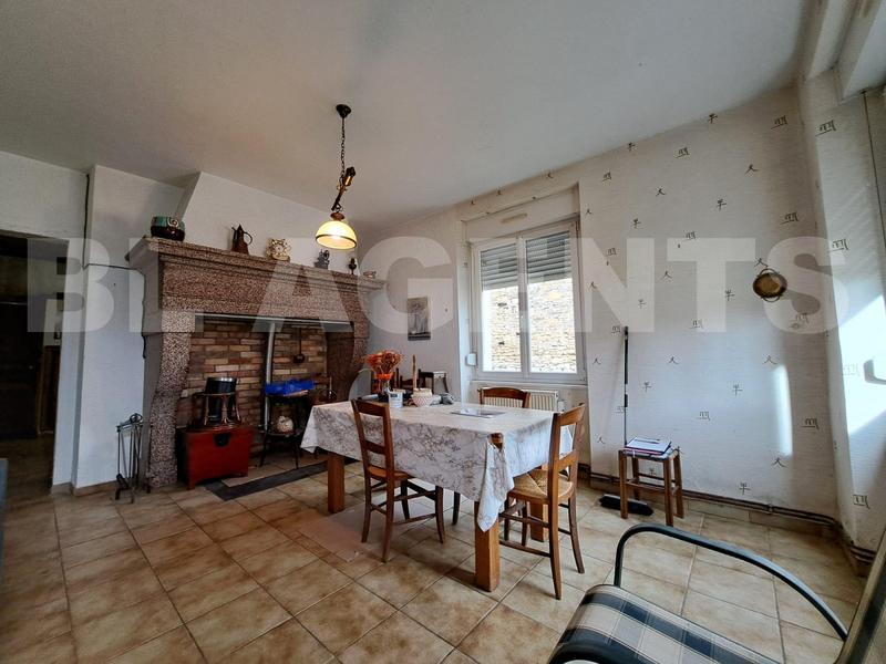 Maison - 122 m² - 6 pièces