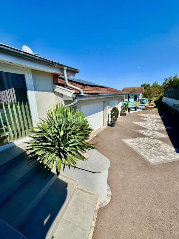 Maison - 187 m² - 6 pièces