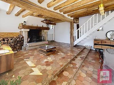 Maison - 250 m² - 9 pièces