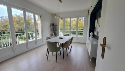 Appartement - 84 m² - 4 pièces