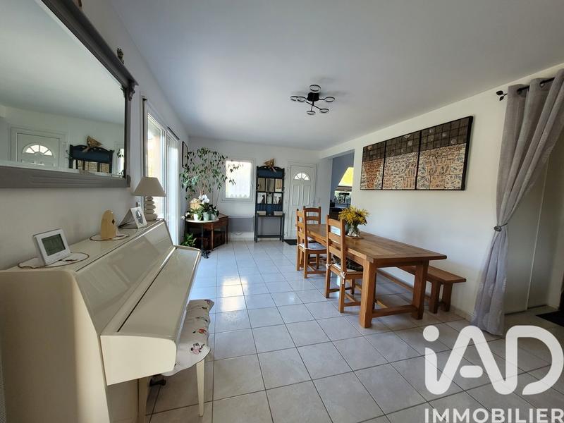 Maison - 108 m² - 6 pièces