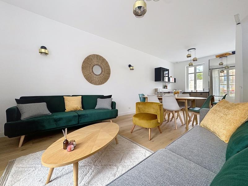 Maison - 141 m² - 7 pièces