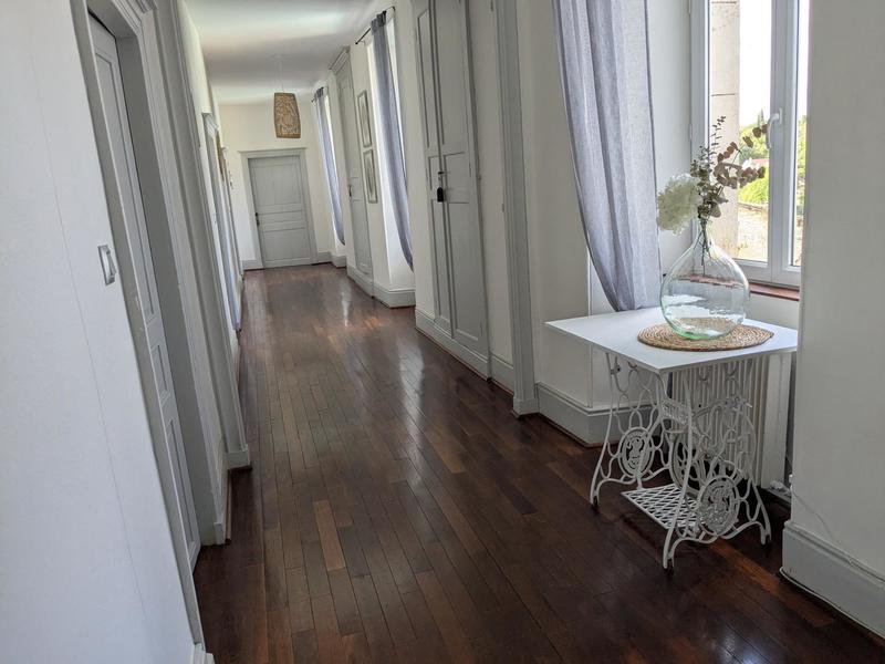 Maison de maîtres - 263 m² - 11 pièces