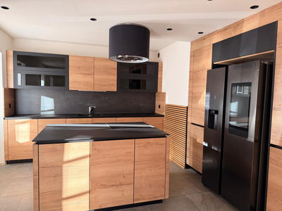 Appartement - 87 m² - 3 pièces